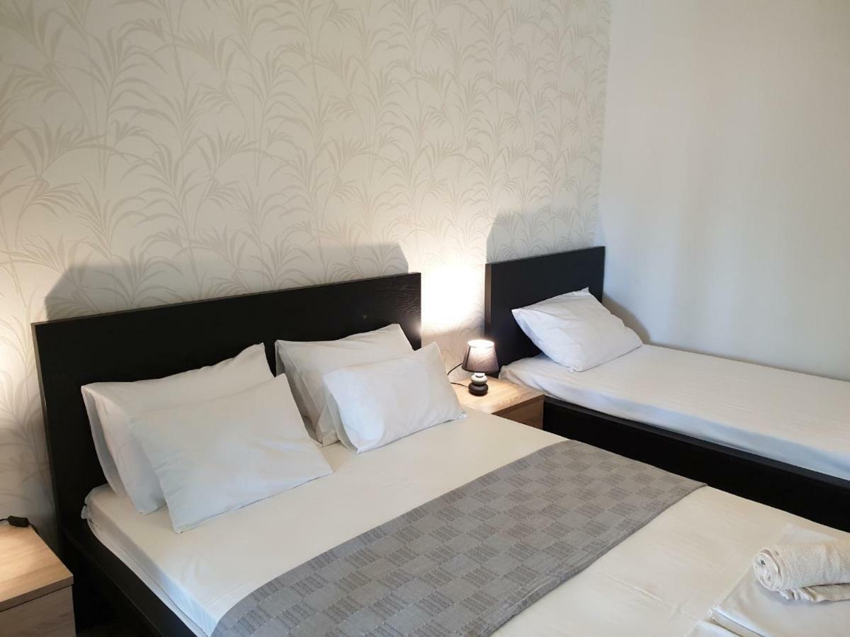 Apartmani i sobe Goca Herceg Novi Esterno foto